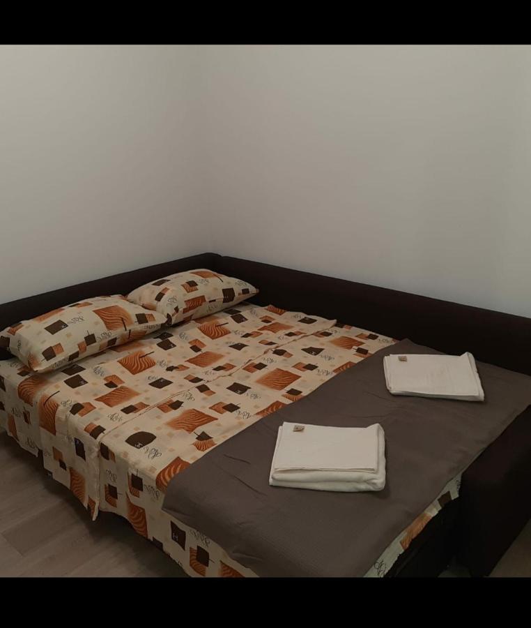 Apartamento Casa Sara Bucarest Exterior foto